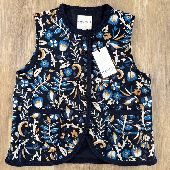 BAGATELLE COLLECTION NEW YORK Jackets & Blazers - Bagatelle Collection New York Quilted Floral Print Vest Women's Size Medium NWT